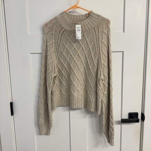 American Eagle Outfitters Sweaters - NWT American Eagle Sweater
